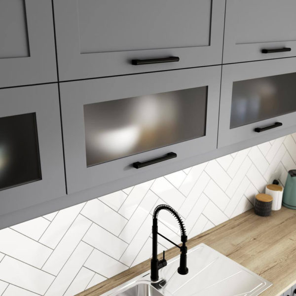 Bristol Painted Slate Gray Shaker Assembled Base Kitchen Cabinet with 2 Draws (15 in. W x 34.5 in. H x 24 in. D)